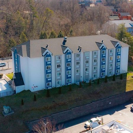 Microtel Inn & Suites By Wyndham Pigeon Forge Luaran gambar